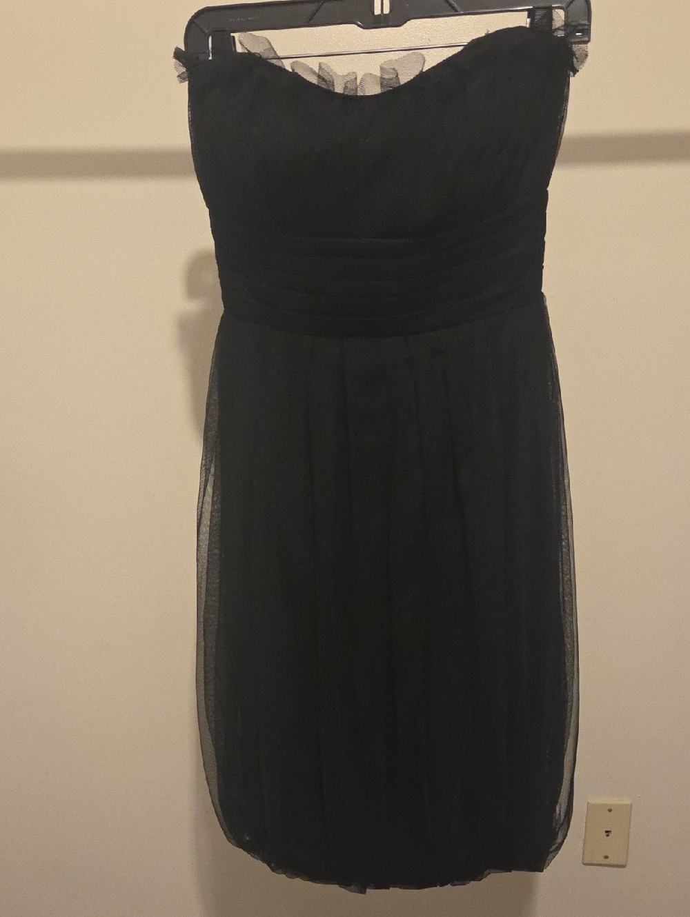 Vera Wang Strapless Black Tulle Dress
